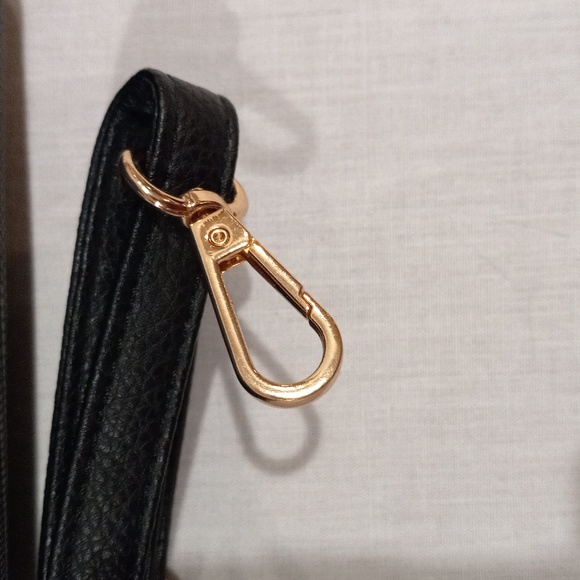 Crossbody - Picture 12 of 14